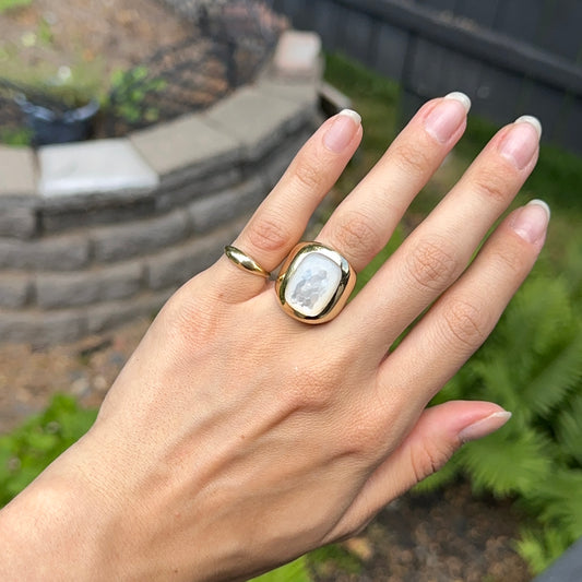 14KT Yellow Gold Large Mother of Pearl Bezel Ring