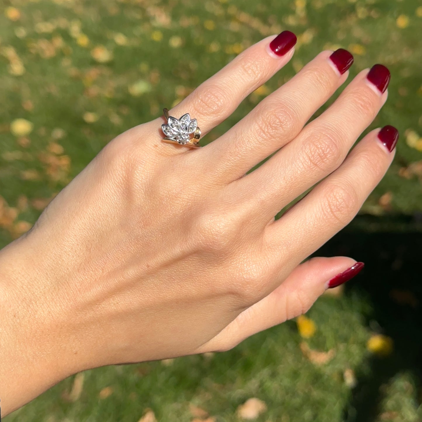 Estate 14KT Yellow + White Gold Round Diamond Leaf Style Ring