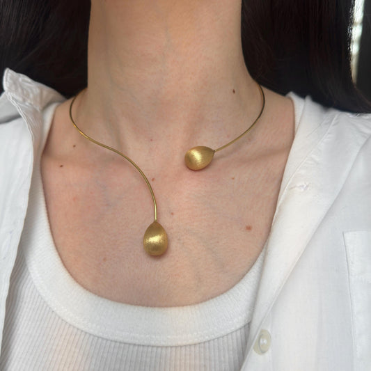 Estate 18KT Yellow Gold Shiny Wire & Matte Teardrop Ball Wire Choker Collar Necklace