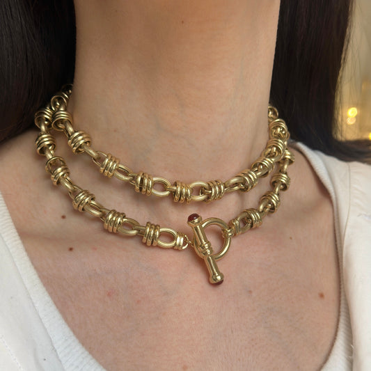 Estate 14KT Yellow Gold Textured Multi Ring Rolo Links + Carnelian Toggle Necklace