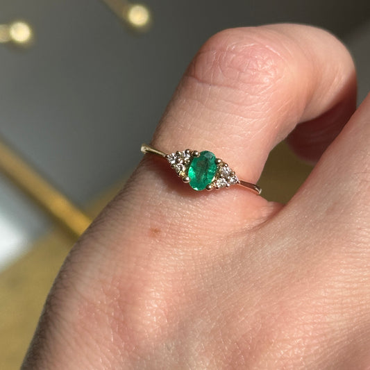 Estate 14KT Yellow Gold Oval Emerald + Round Diamond Accent Ring