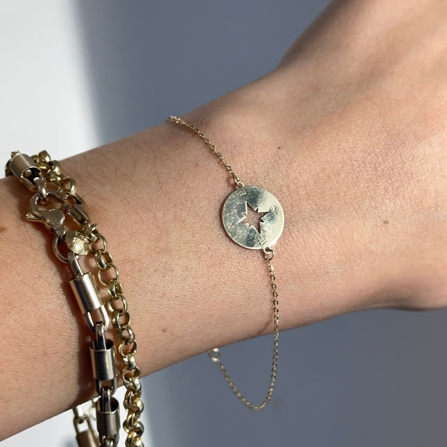 14KT Yellow Gold North Star Compass Disc Charm Bracelet - LSJ