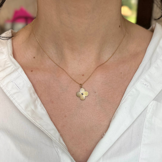 14KT Yellow Gold Blue Sapphire Ribbed 4 Leaf Clover Pendant Charm