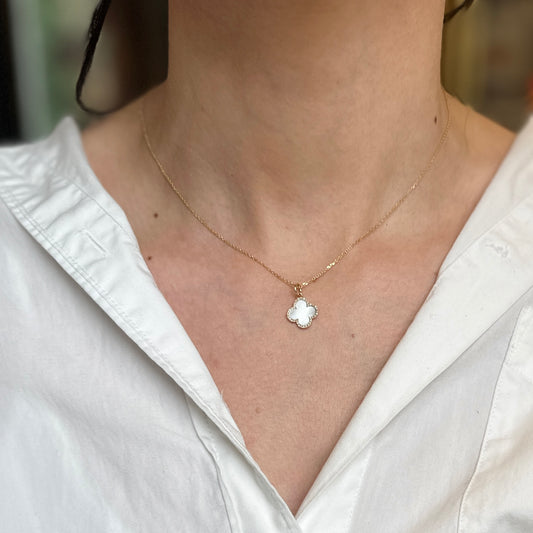 14KT Yellow Gold 4-Leaf Clover Mother of Pearl + Pave Diamonds Pendant Charm 12mm