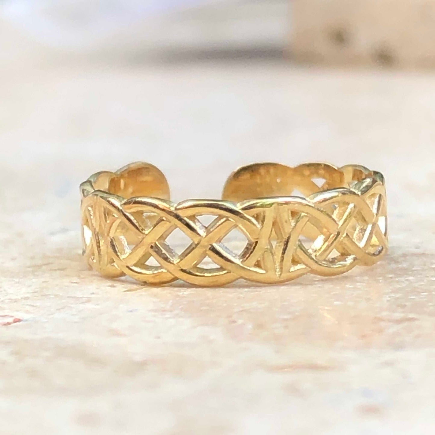 10KT Yellow Gold Celtic Knot Toe Ring