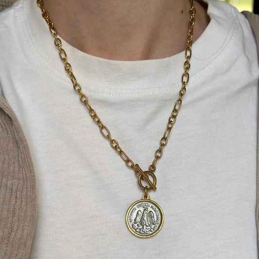 Estate Gold-Tone Mexican 50 Peso Coin Pendant Oval Link Toggle Necklace
