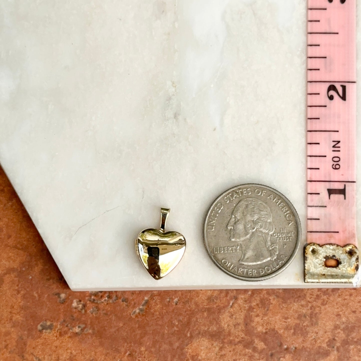 14KT Yellow Gold Plain Heart Locket Pendant 18mm