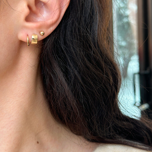 10KT Yellow Gold Thin Hinged Huggie Hoop Earrings 10mm