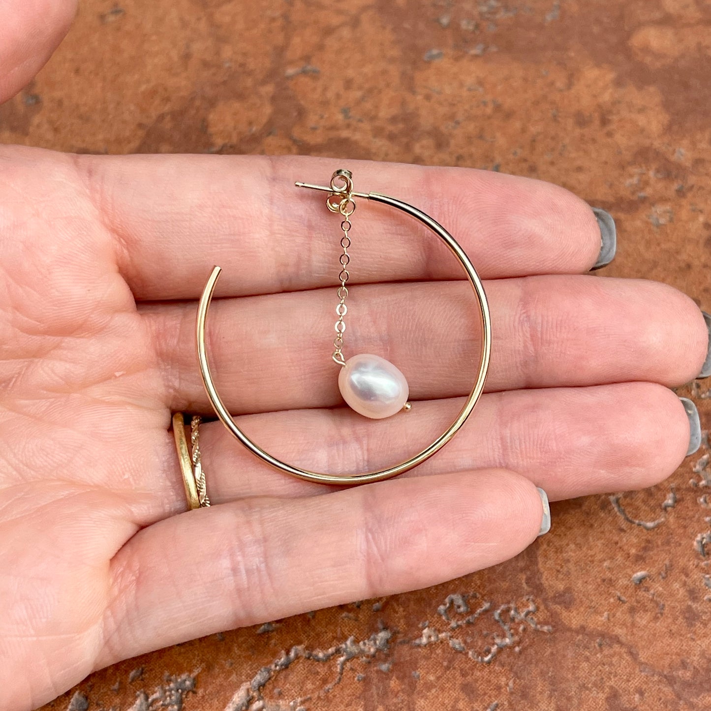 14KT Yellow Gold Freshwater Pearl Chain Hoop Earrings