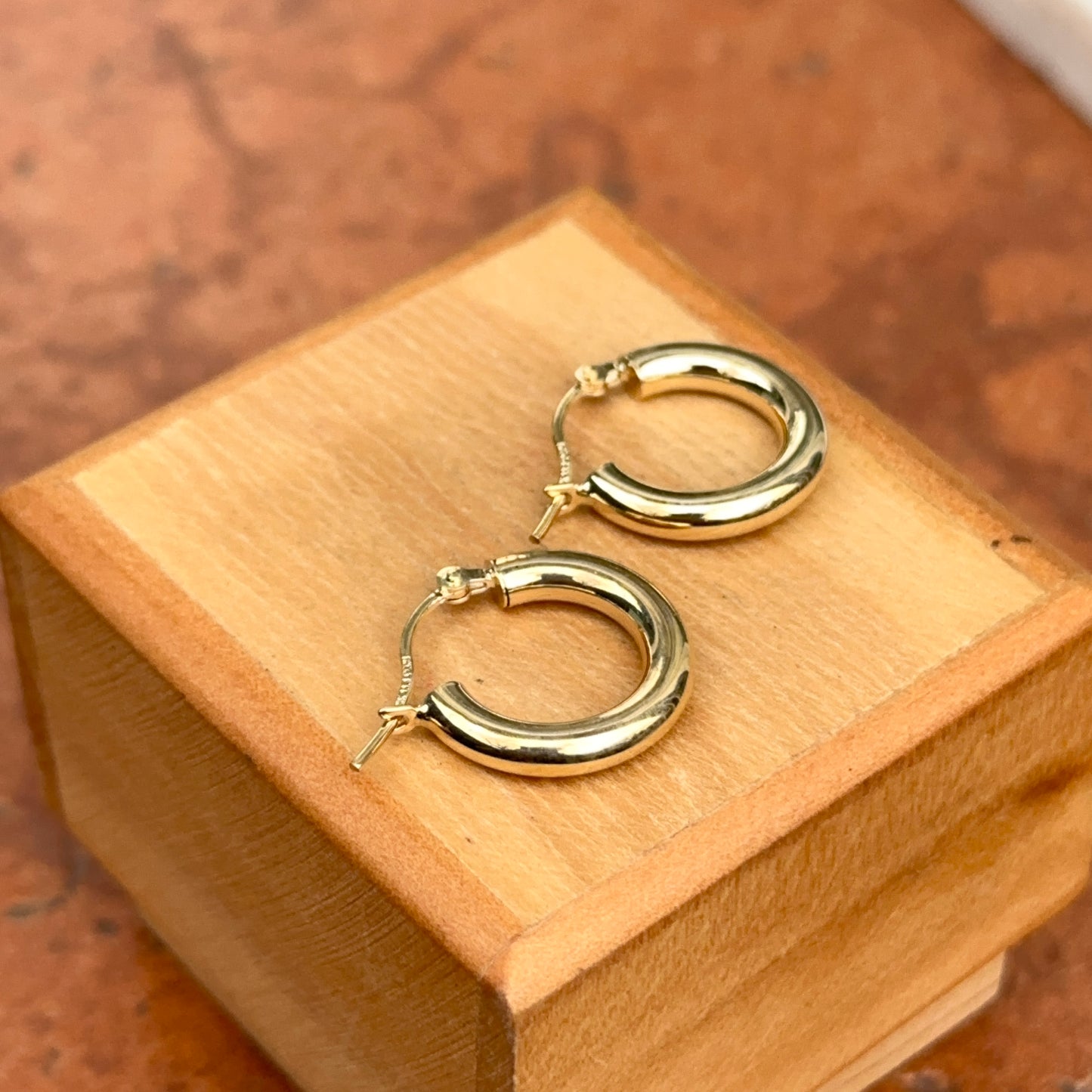 14KT Yellow Gold Shiny 3mm Tube Round Hoop Earrings 15mm