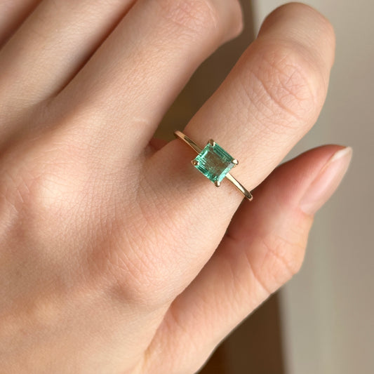 14KT Yellow Emerald-Cut Colombian Emerald Solitaire Ring