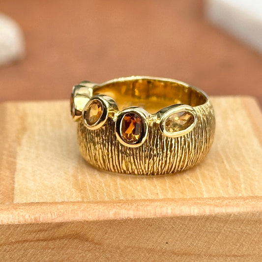 Estate 14KT Yellow Gold Oval Bezel Citrine Cigar Band Ring