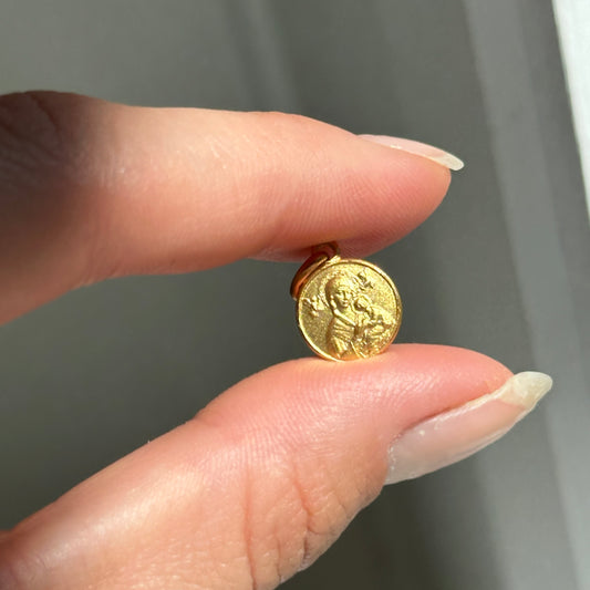 18KT Yellow Gold Our Lady of Perpetual Help Round Medal Pendant Charm 10mm