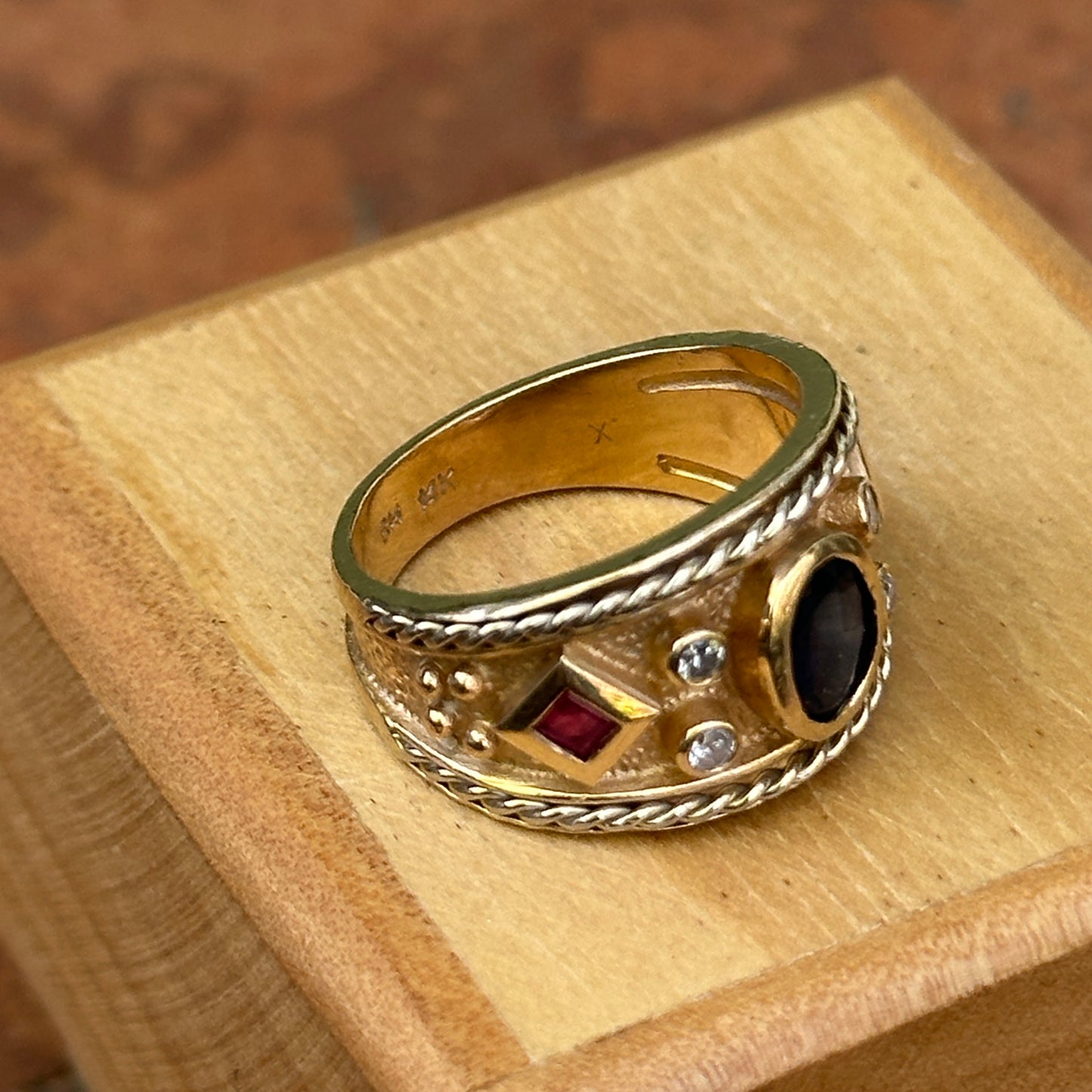 Estate 14KT Yellow Gold Matte Byzantine Oval Sapphire and Ruby Diamond Cigar Band Ring