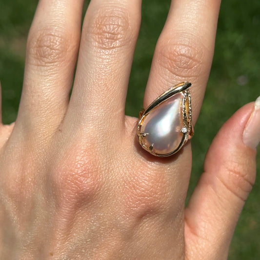 Estate 14KT Genuine Teardrop Pink Mabe Pearl + Diamond Ring