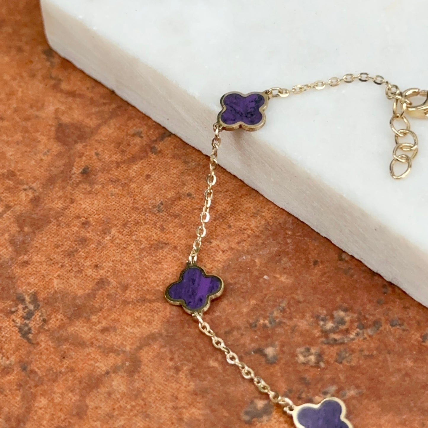 14KT Yellow Gold 7mm Purple Amethyst Clover Station Chain Bracelet
