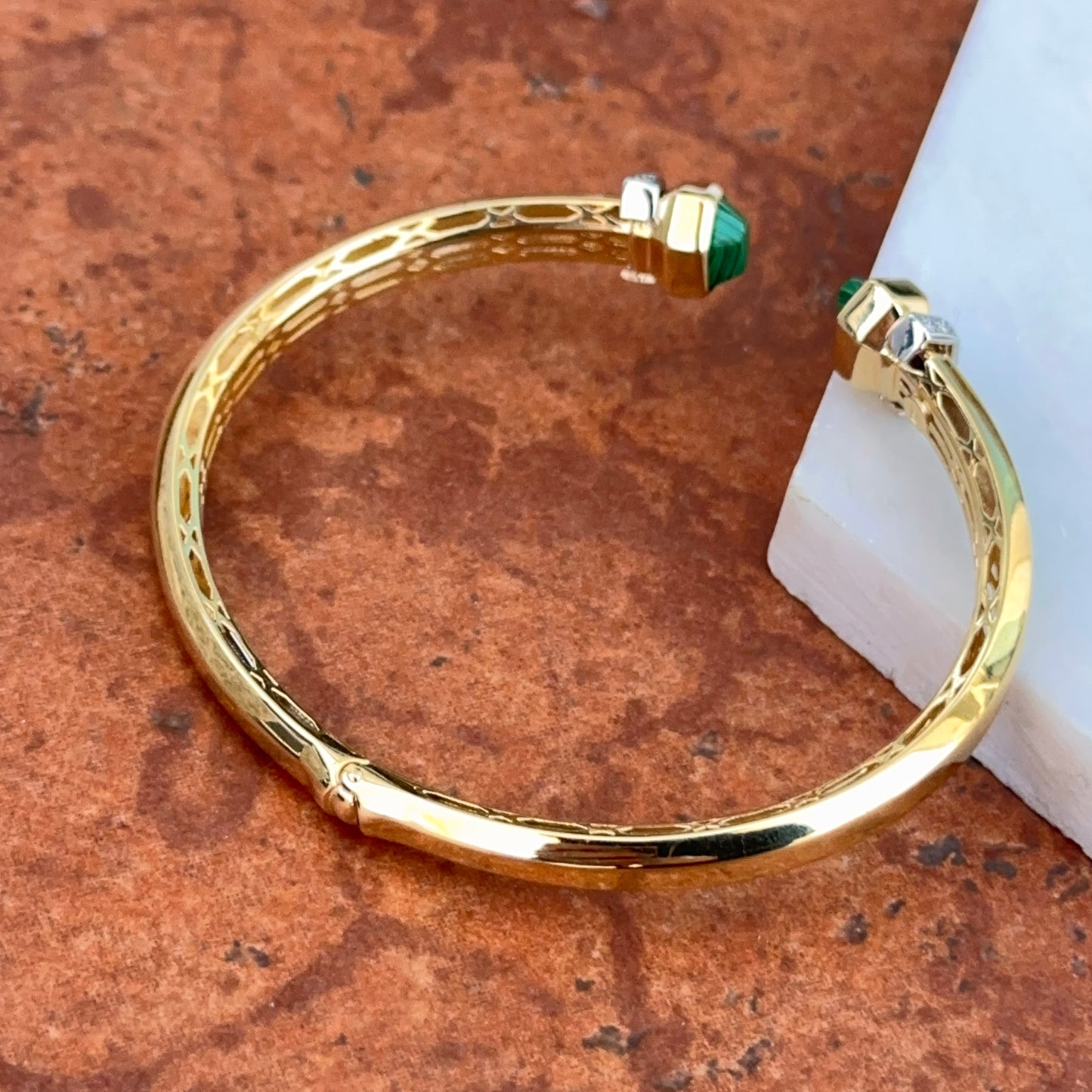 Vintage 14KT Yellow Gold Artform Malachite End Caps Cuff Bracelet