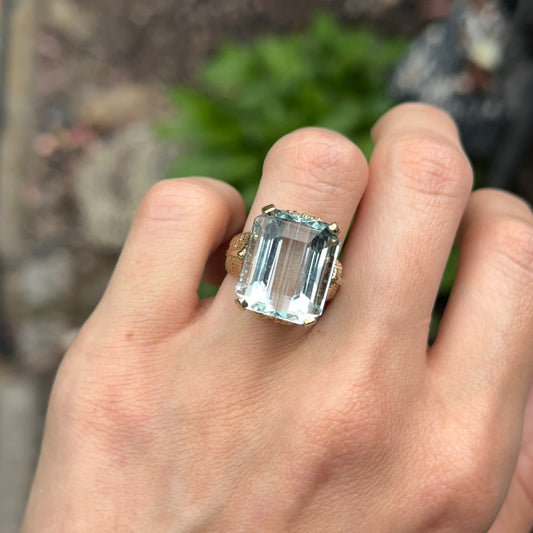 Estate Mid Century 14KT Yellow Gold Emerald-Cut Aquamarine Ring
