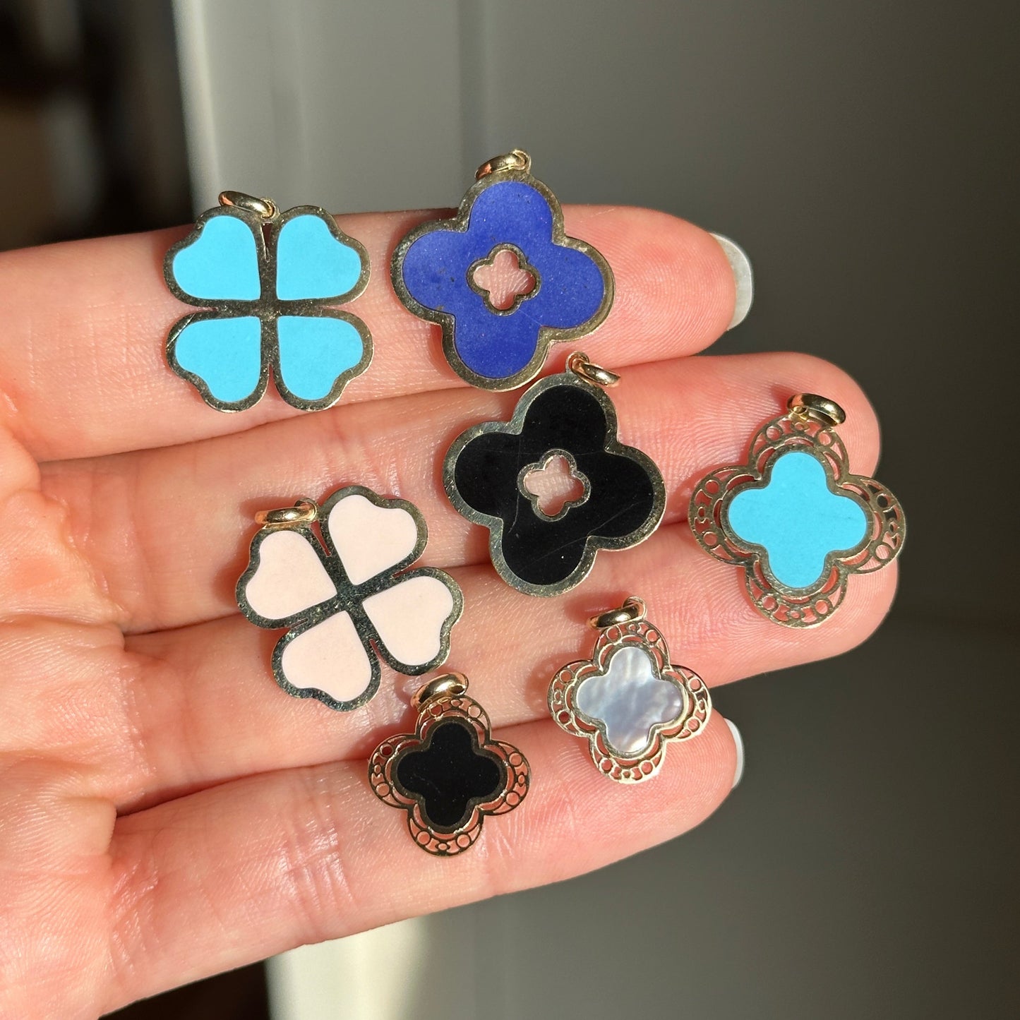 14KT Yellow Gold Black Onyx 4 Leaf Clover Pendant Charm