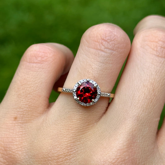 Estate 10KT Yellow Gold Round Garnet + Round Diamond Halo Ring