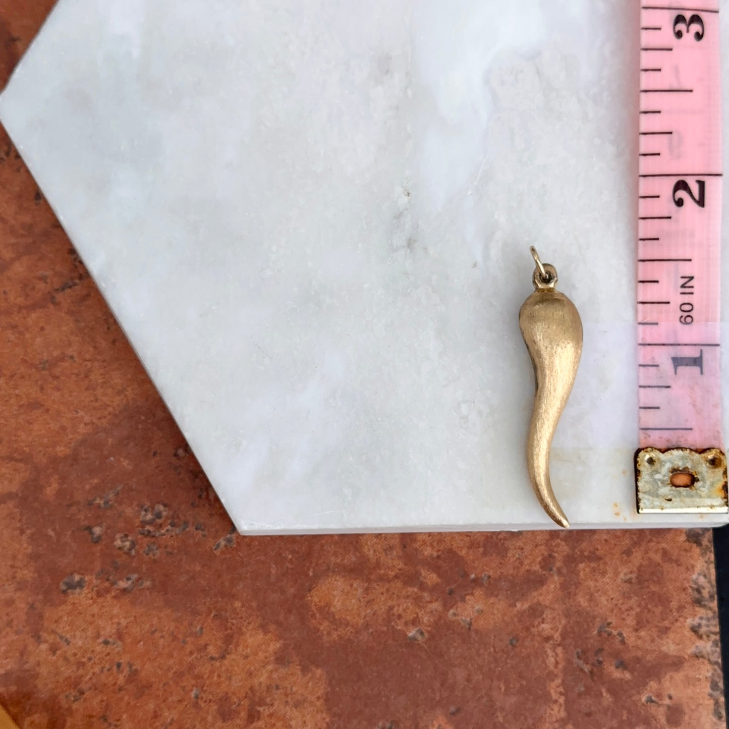 Estate 14KT Yellow Gold Matte Bark "Cornicello" Pendant Charm 40mm