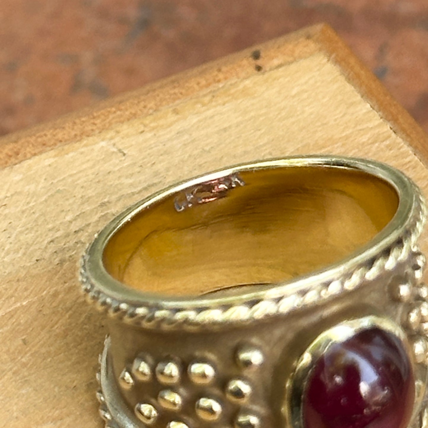 Estate 14KT Yellow Gold Cabochon Spinel Byzantine Band Ring