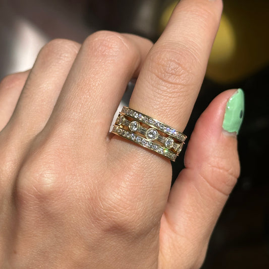 Estate 18KT Yellow Gold Round + Baguette Diamond Eternity Band Ring