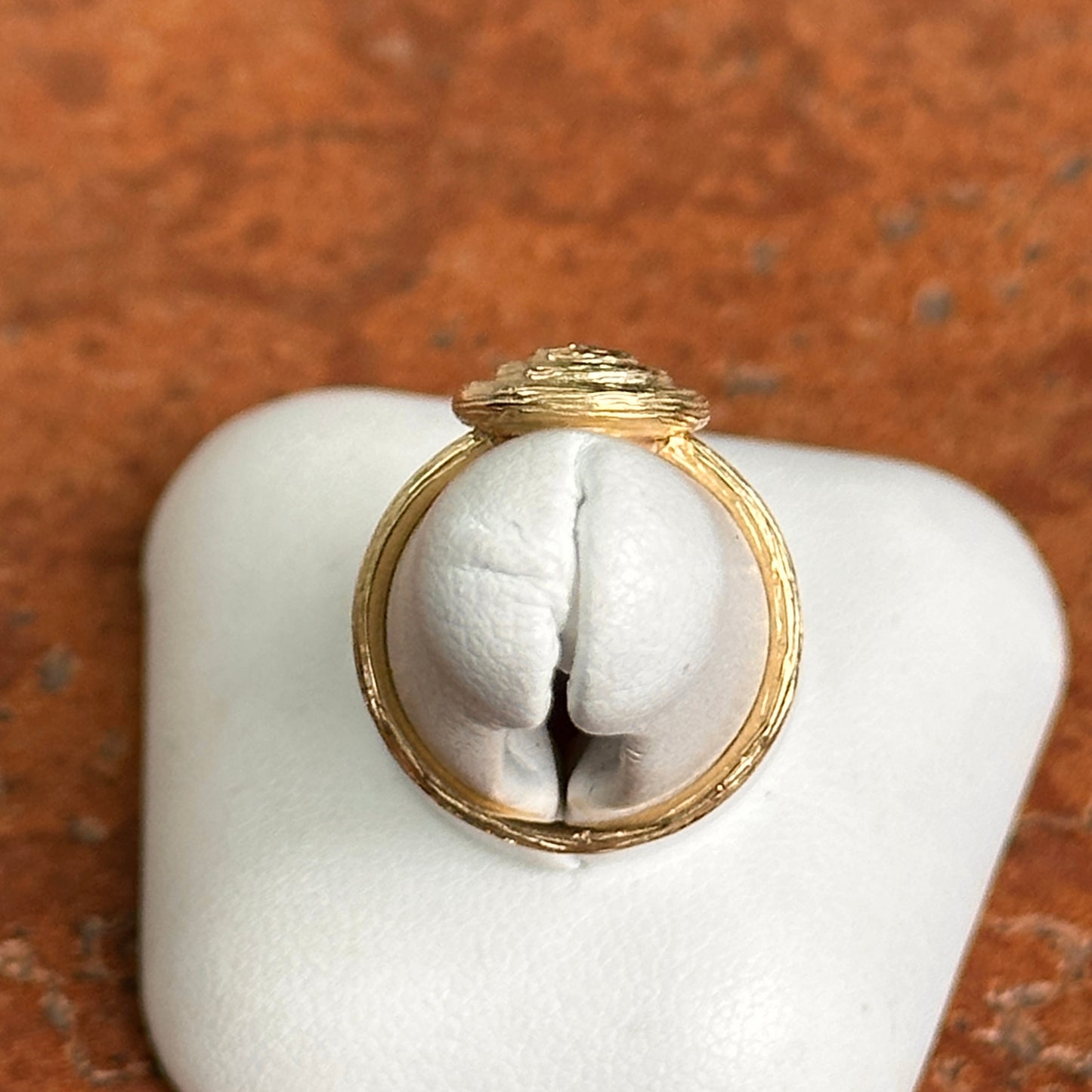 14KT Yellow Gold Textured Bezel Diamond Circle Ring