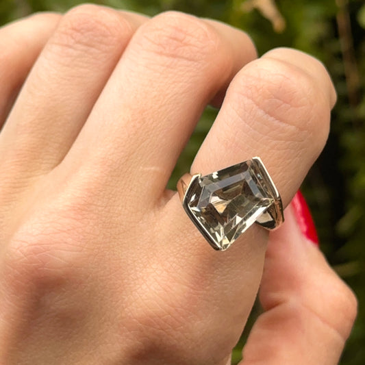 Estate 14KT Yellow Gold Fantasy Cut Asymmetrical Gemstone Ring