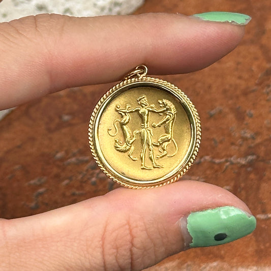 Estate 18KT Yellow Gold Byzantine Man with 2 Lions Concave Coin Pendant