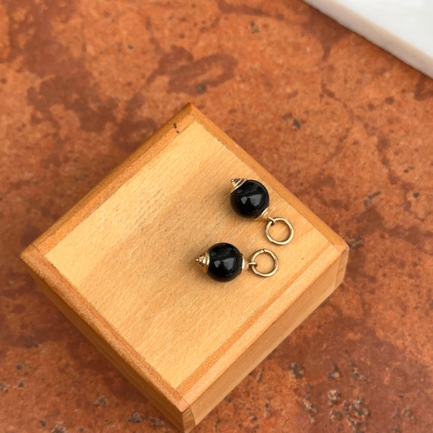 Estate 14KT Yellow Gold Detailed Black Onyx Ball Earring Charms 8mm
