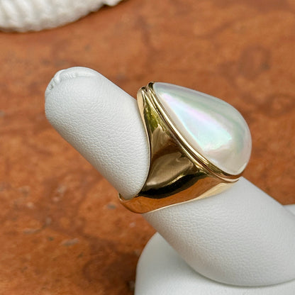 Estate 14KT Yellow Gold Large Pear Mabe Pearl Ring