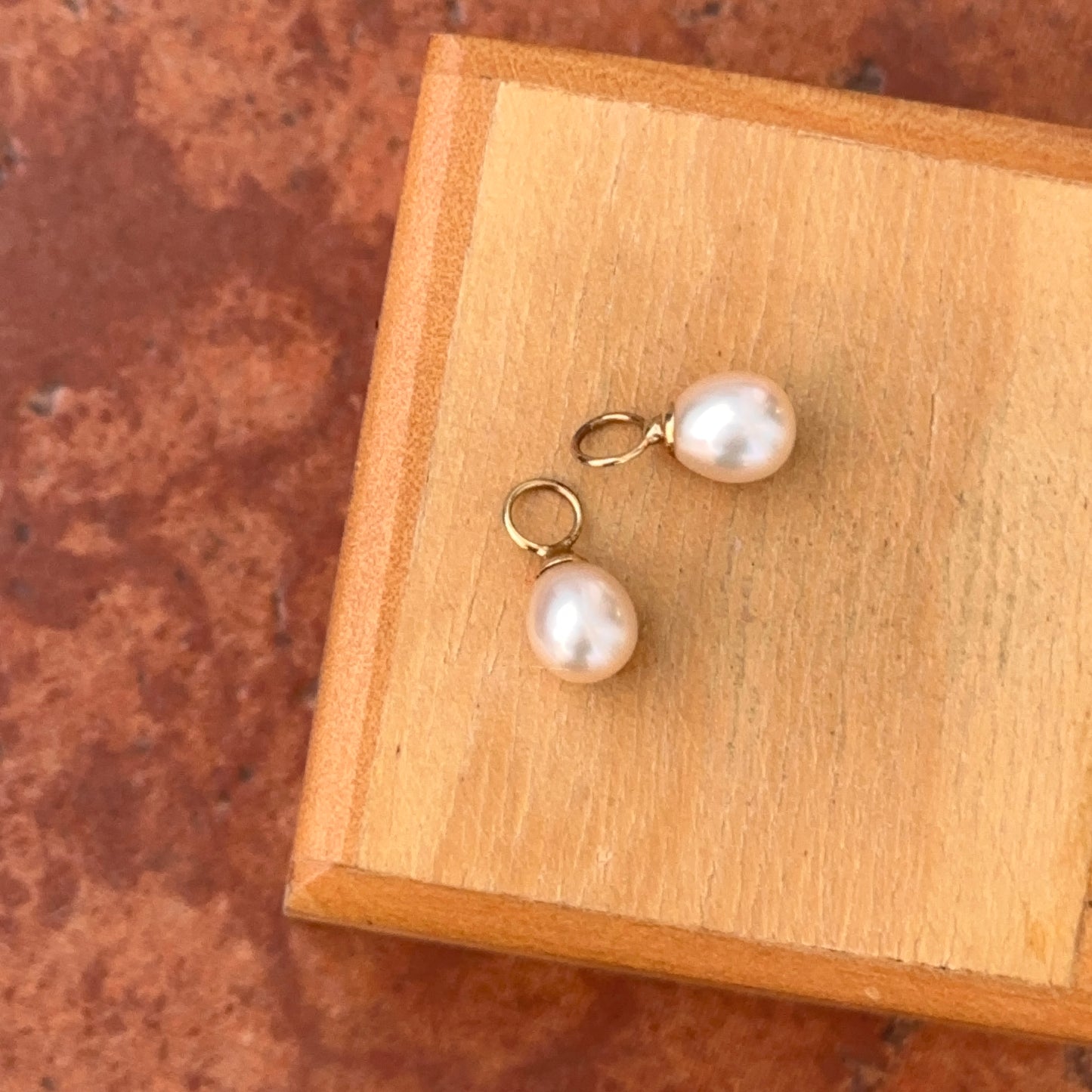 Estate 14KT Yellow Gold Mini Freshwater Pearl 8mm Earring Charms