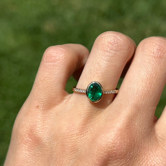 Estate 14KT Yellow Gold Bezel Oval Emerald + Diamond Band Ring