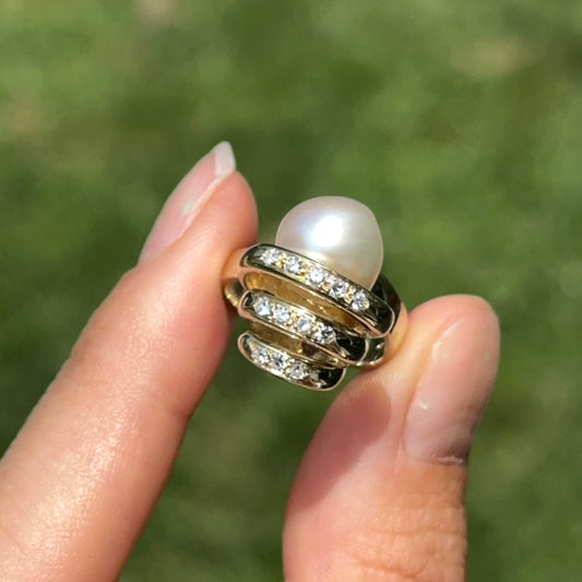 Estate 14KT Yellow Gold Near Round + Bead Set Diamond Ring