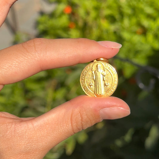 14KT Yellow Gold St Benedict Round Matte Medal Pendant 21mm