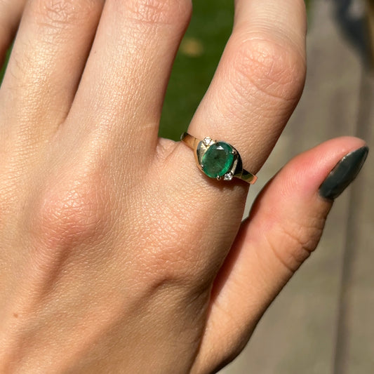 10KT Yellow Gold Oval Emerald + Round Diamond Abstract Ring