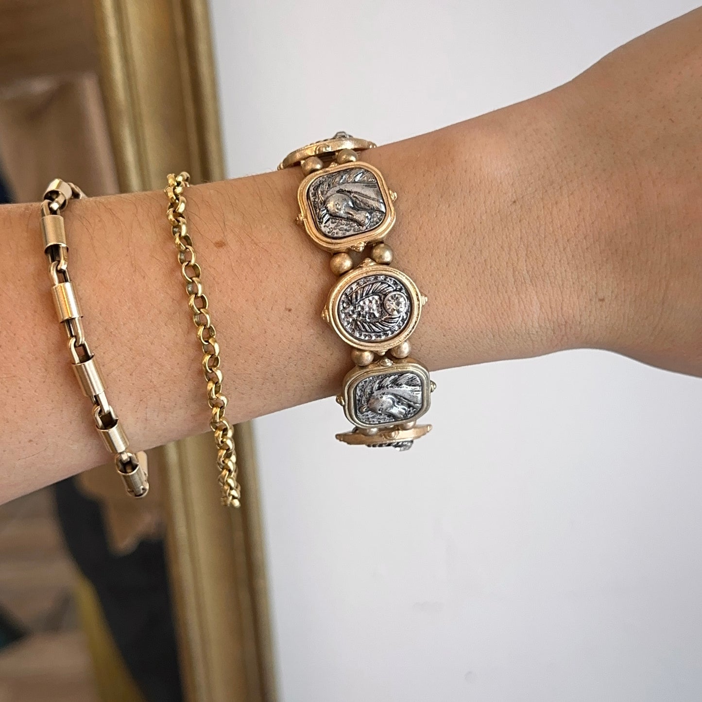 Estate Yellow Gold Tone Moveable Stretch Horse + Horseshoe Link Bracelet