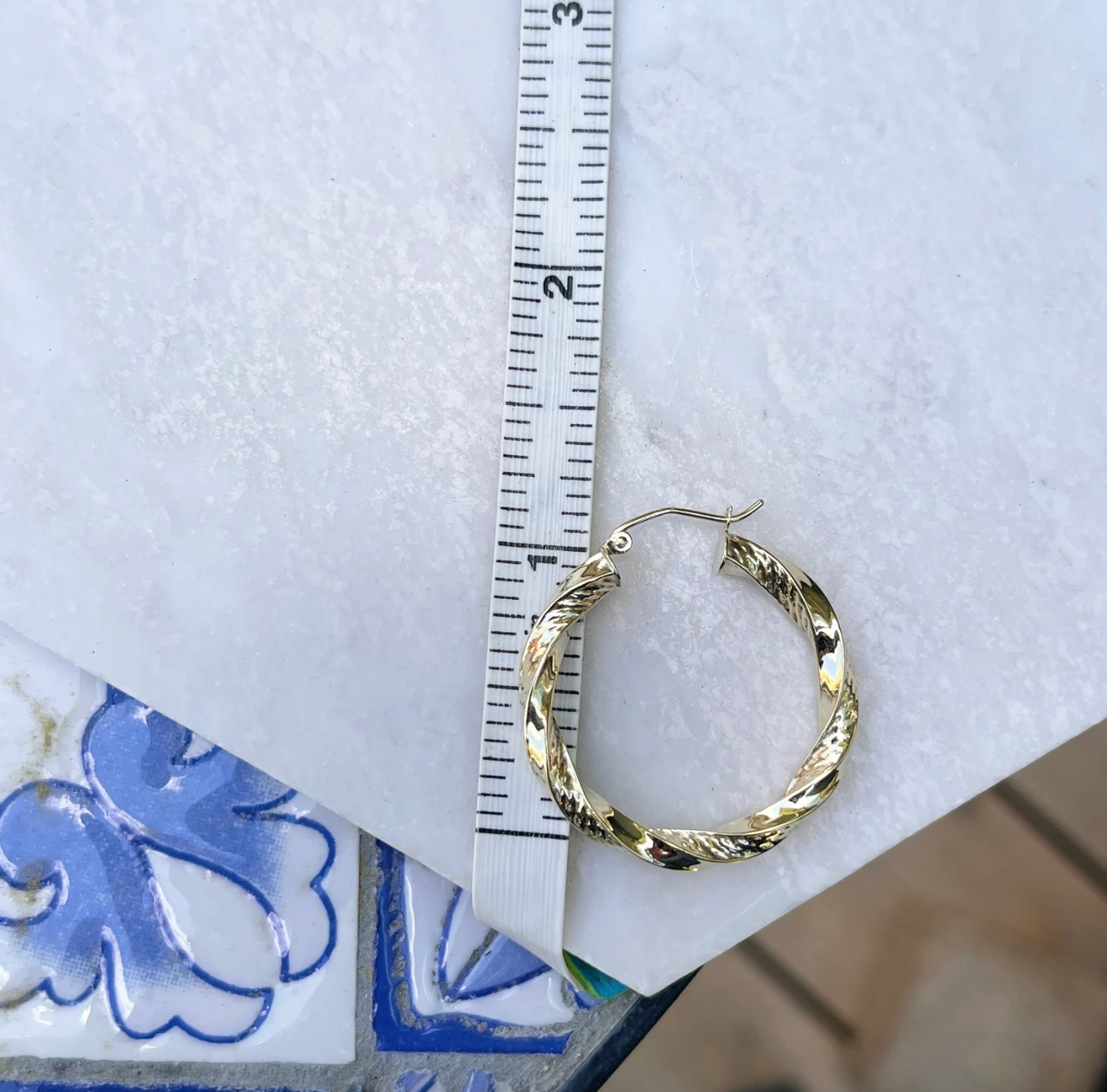 10KT Yellow Gold Twisted Textured Tube Round Hoop Earrings 30mm