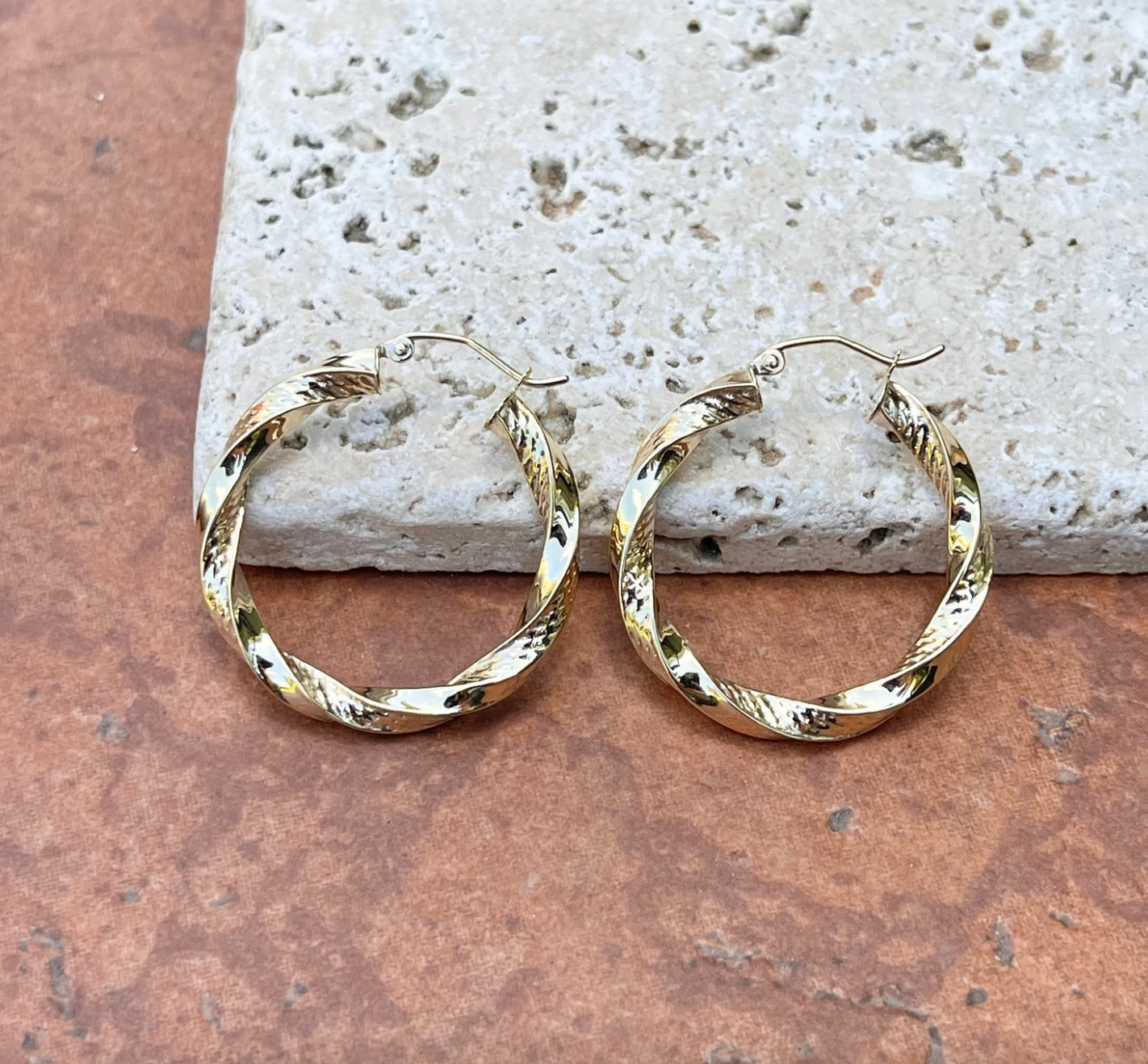 10KT Yellow Gold Twisted Textured Tube Round Hoop Earrings 30mm