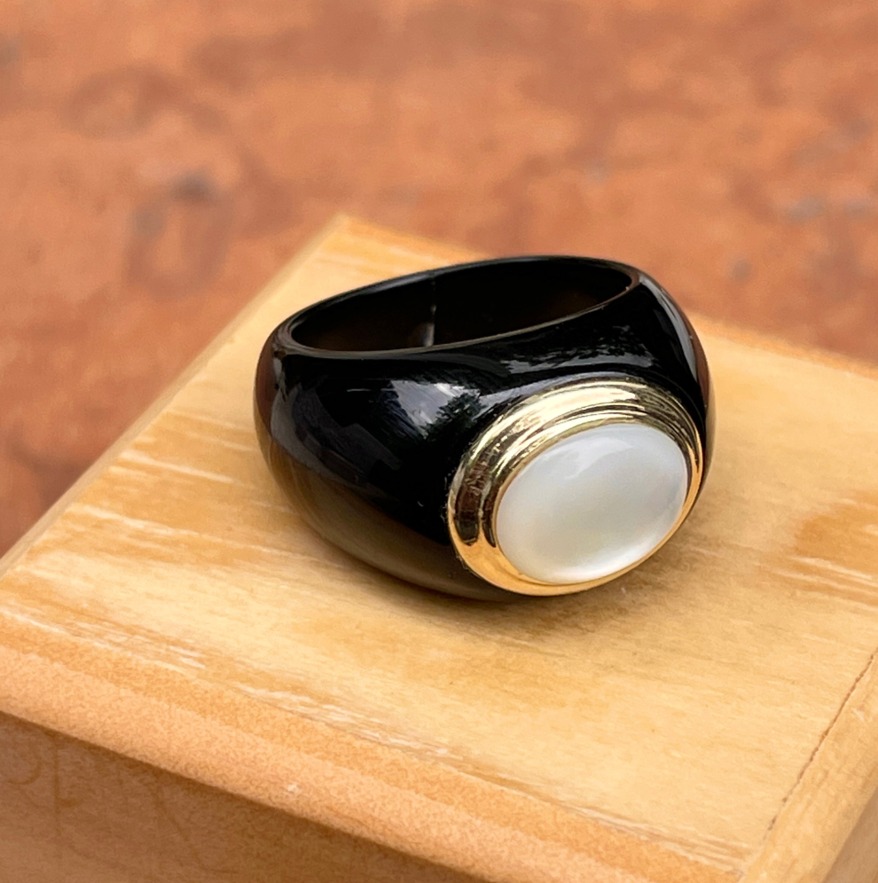 Estate 14KT Yellow Gold Black Onyx + Mother of Pearl Domed Ring