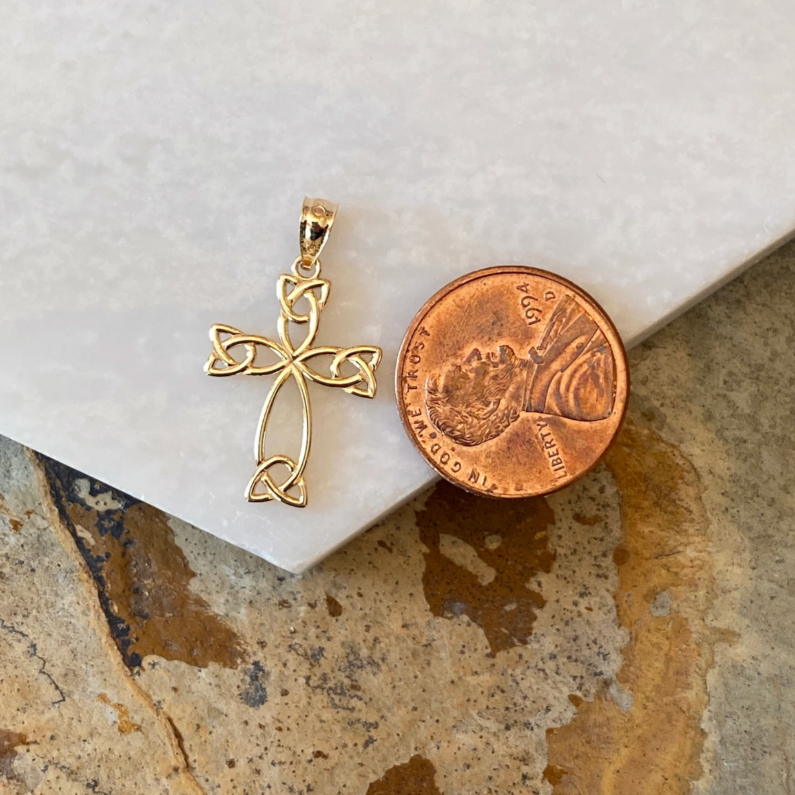 14KT Yellow Gold Celtic Knot Weave Cross Pendant