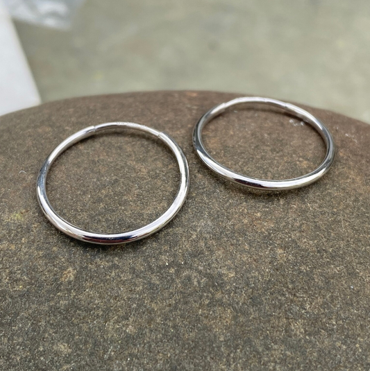 14KT White Gold Endless Hoop Earrings 16mm