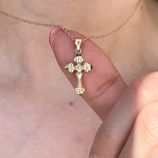 14KT Yellow Gold Diamond-Cut Crucifix Cross Pendant 17mm