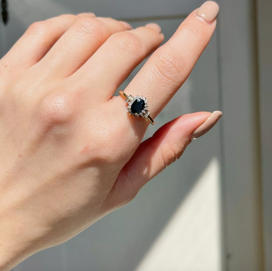 Estate 10K Yellow Gold Oval 1.00 CT Blue Sapphire + Diamond Halo Ring