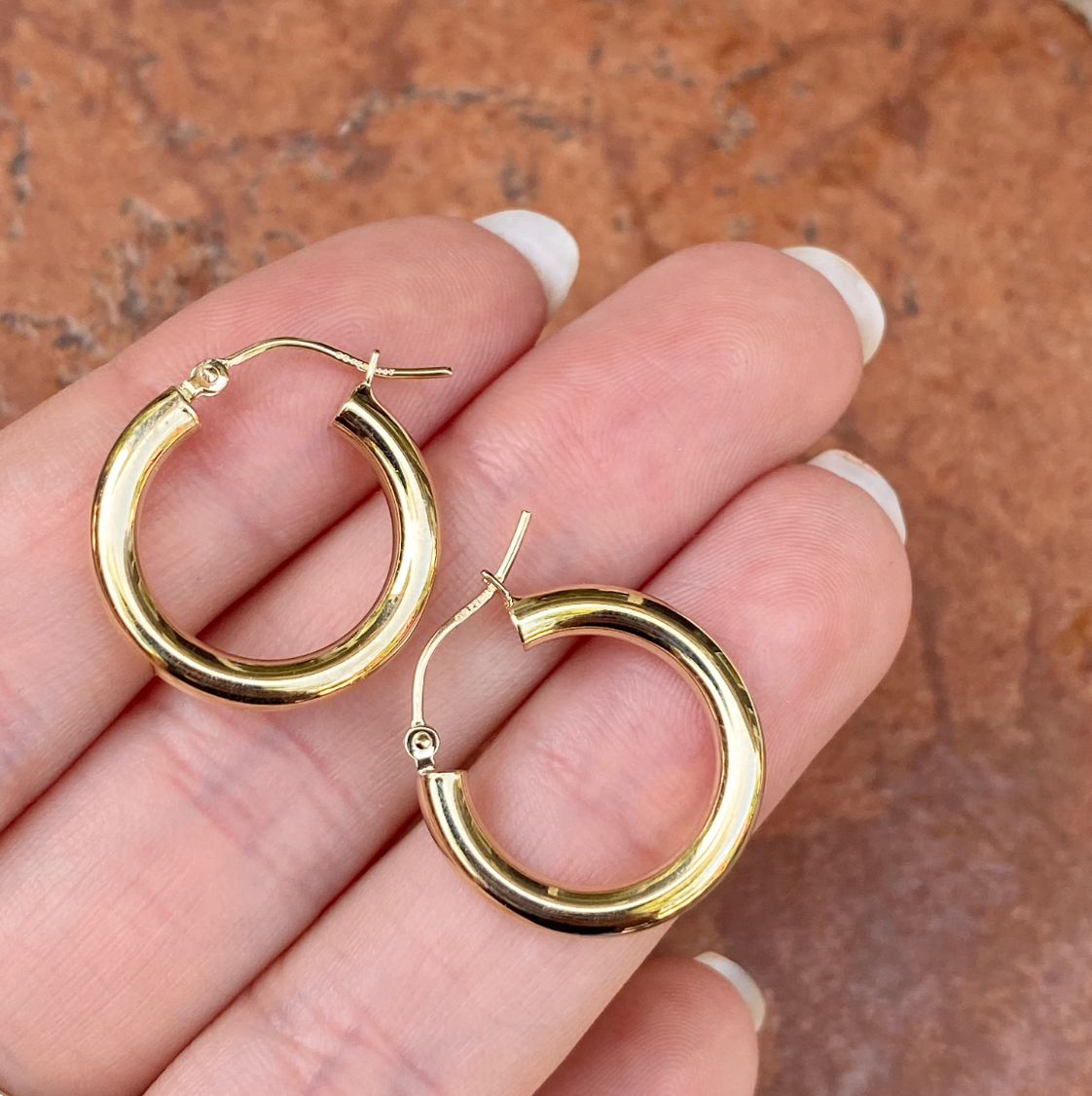 10KT Yellow Gold 3mm Tube Round Hoop Earrings 20mm