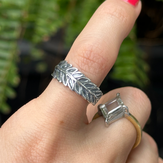 Sterling Silver Antiqued Leaf Toe Ring
