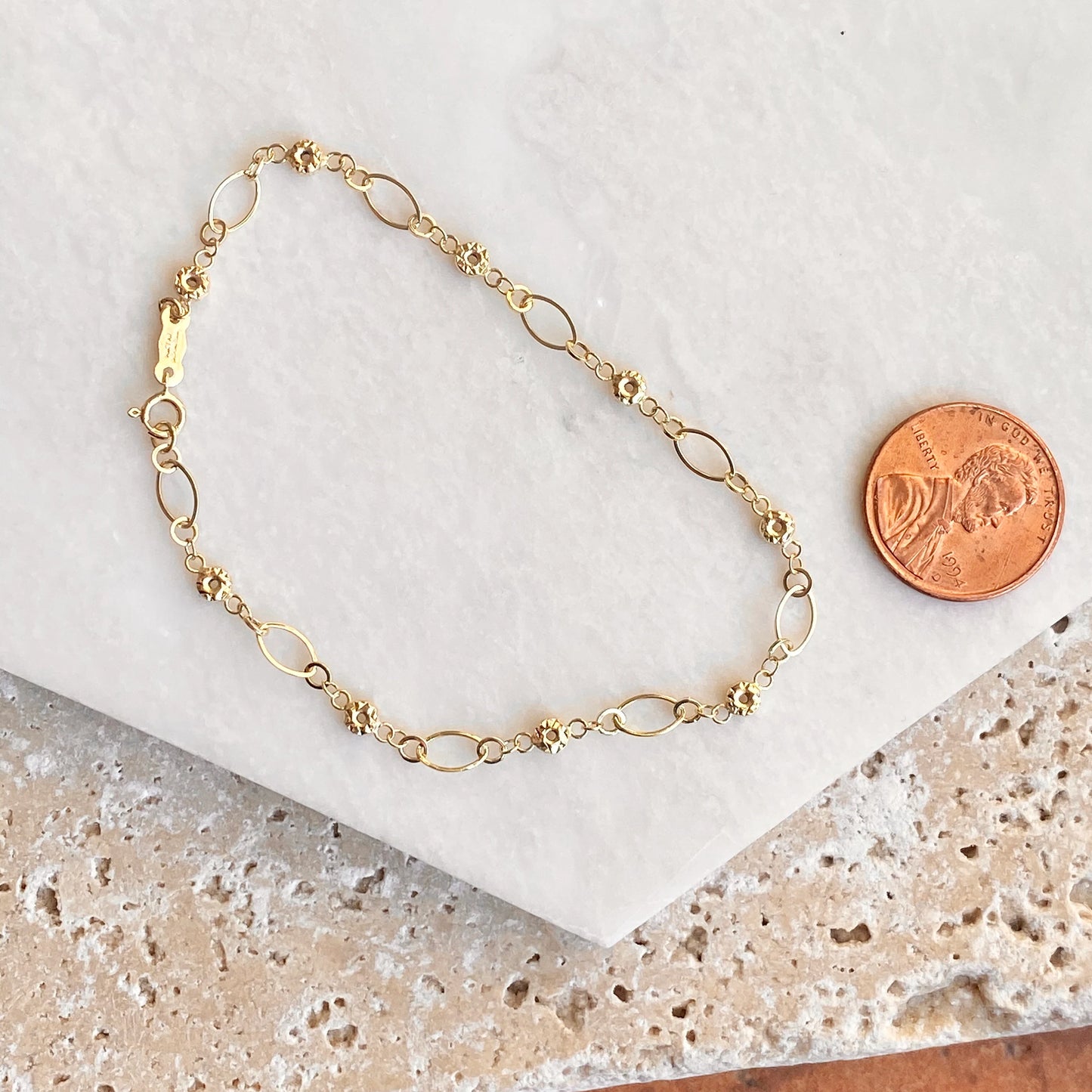 14KT Yellow Gold Diamond-Cut Ovals + Donuts Beaded Link Bracelet