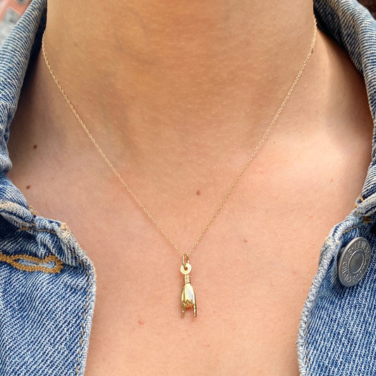 14KT Yellow Gold 3D Mano Hand Pendant Chain Necklace Various Lengths