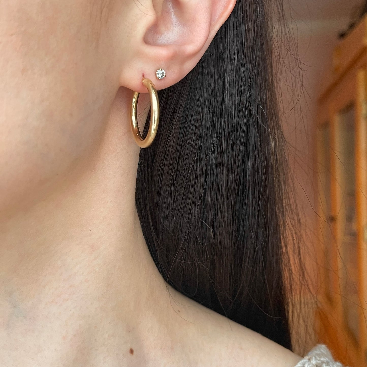 14KT Yellow Gold Shiny Hollow 3mm Tube Hoop Earrings 25mm